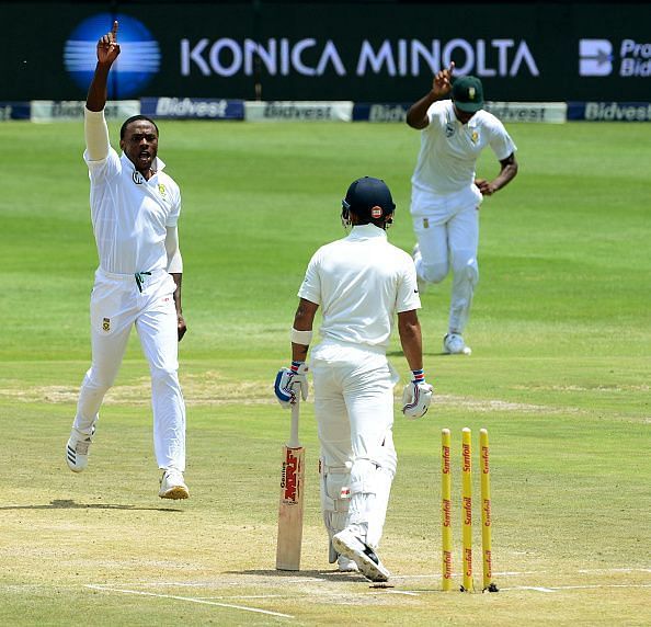 Kagiso Rabada (L)